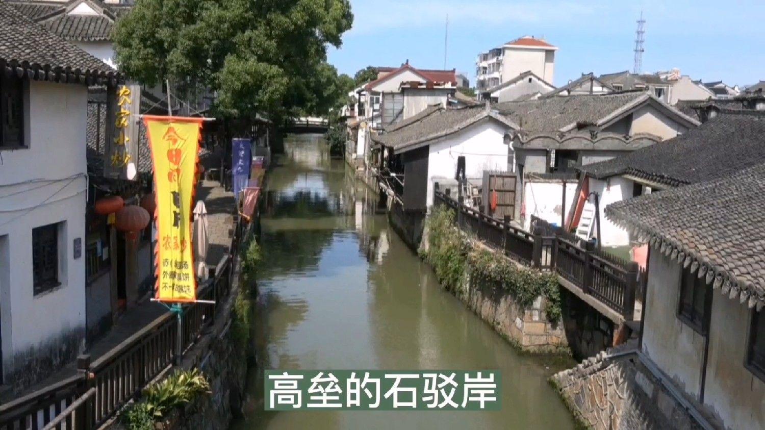 女孩清洁音乐室